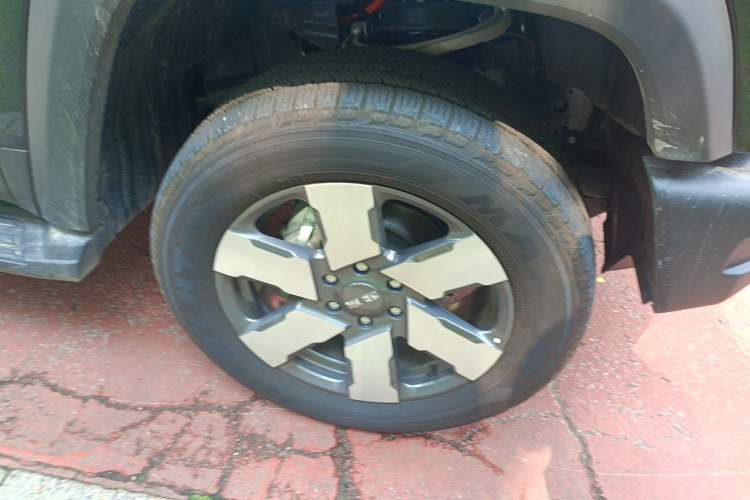 Used BAIC Off-Road BJ40 Electric Drive 2025 Standard Edition Right Front Wheel Hub