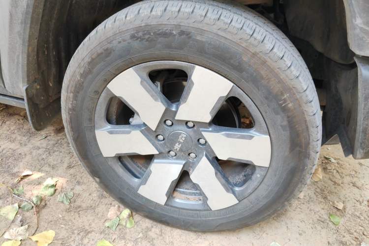 Used BAIC Off-Road BJ40 Electric Drive 2025 Advanced Edition Right Front Wheel Hub