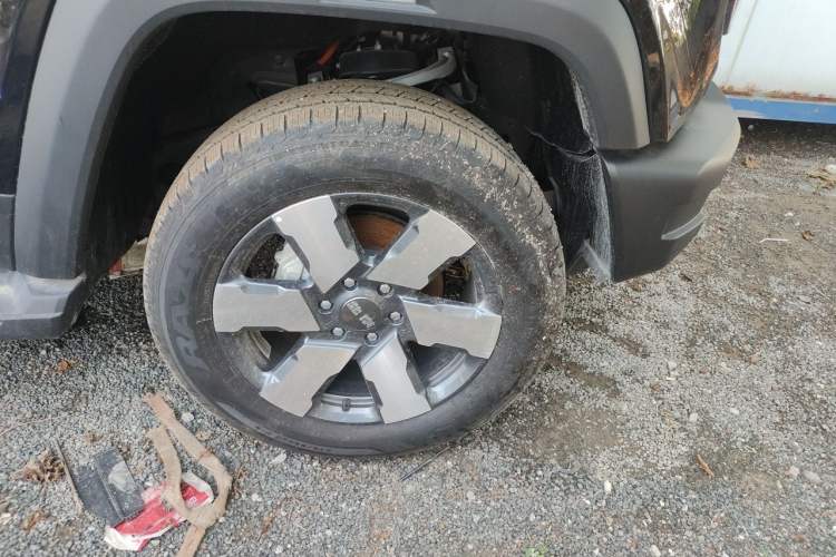 Used BAIC Off-Road BJ40 Electric Drive 2025 Standard Version I Right Front Wheel Hub