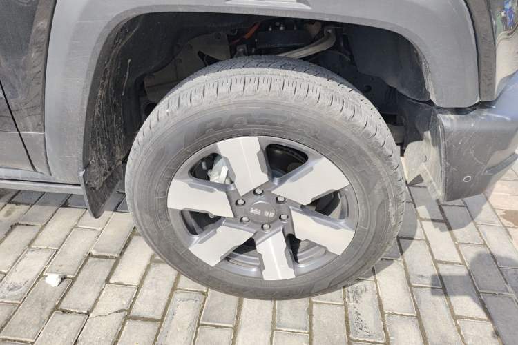 Used BAIC Off-Road BJ40 Electric Drive 2025 Advanced Edition Right Front Wheel Hub