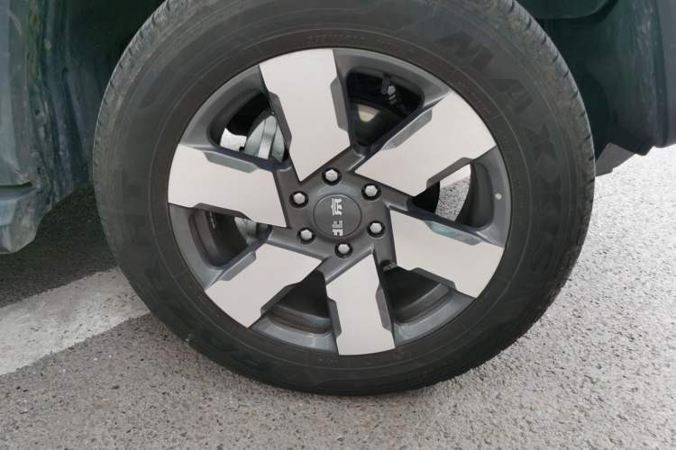 Used BAIC Off-Road BJ40 Electric Drive 2025 Standard Edition Right Front Wheel Hub