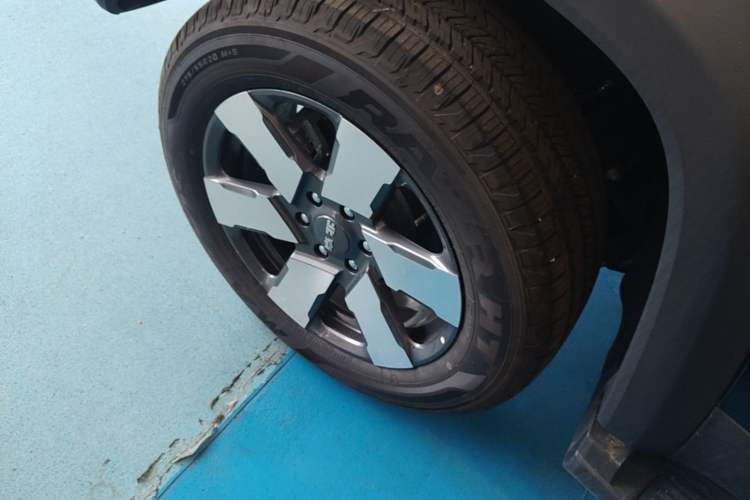 Used BAIC Off-Road BJ40 Electric Drive 2025 Standard Version I Right Rear Wheel Hub