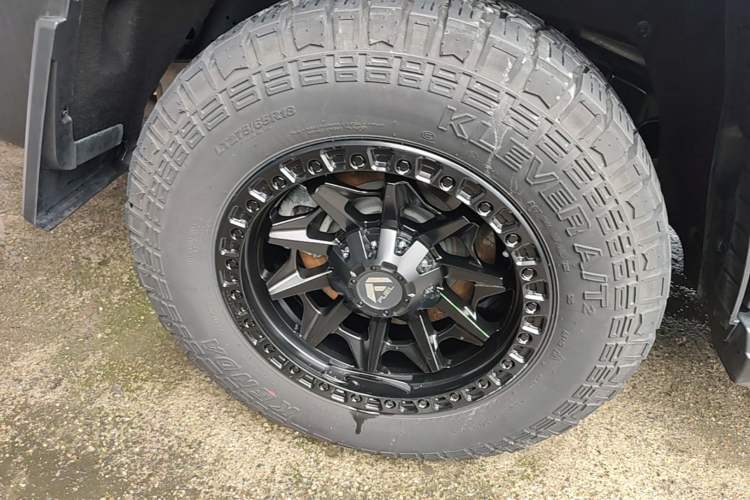 Used BAIC Off-Road BJ40 Electric Drive 2025 Standard Edition Right Rear Wheel Hub
