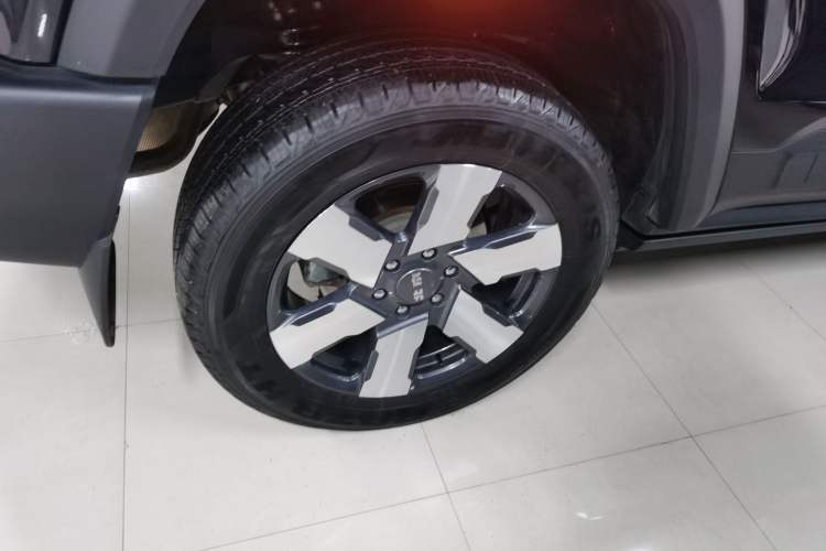 Used BAIC Off-Road BJ40 Electric Drive 2025 Advanced Edition Right Rear Wheel Hub
