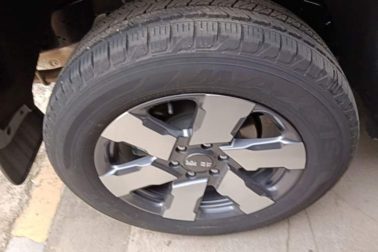 Used BAIC Off-Road BJ40 Electric Drive 2025 Advanced Edition Right Rear Wheel Hub