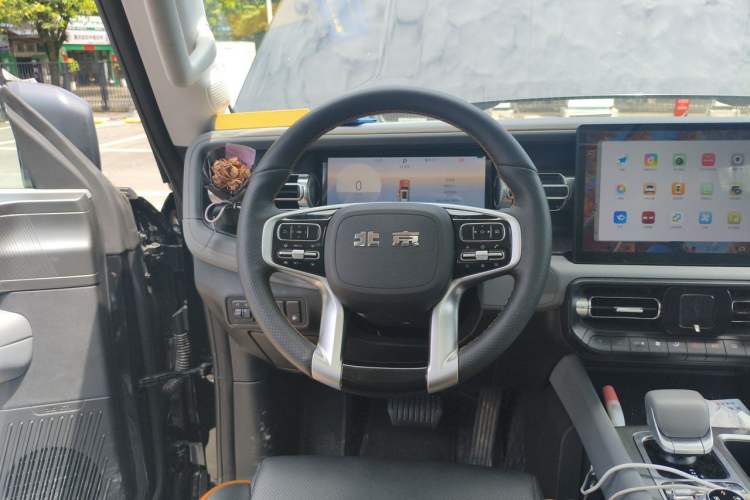 Used BAIC Off-Road BJ40 Electric Drive 2025 Standard Edition Steering Wheel
