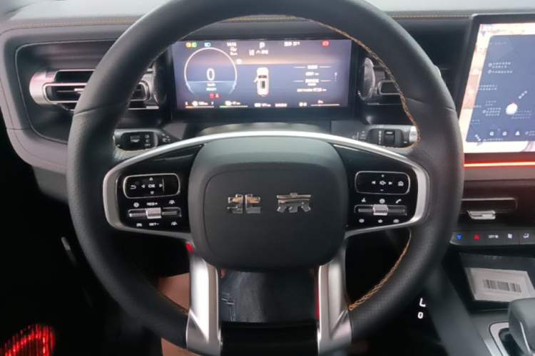 Used BAIC Off-Road BJ40 Electric Drive 2025 Standard Edition Steering Wheel
