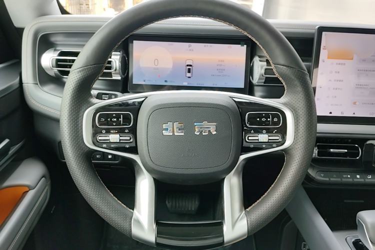 Used BAIC Off-Road BJ40 Electric Drive 2025 Advanced Edition Steering Wheel
