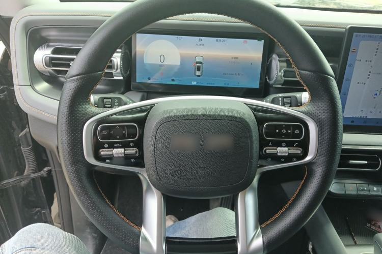 Used BAIC Off-Road BJ40 Electric Drive 2025 Standard Edition Steering Wheel