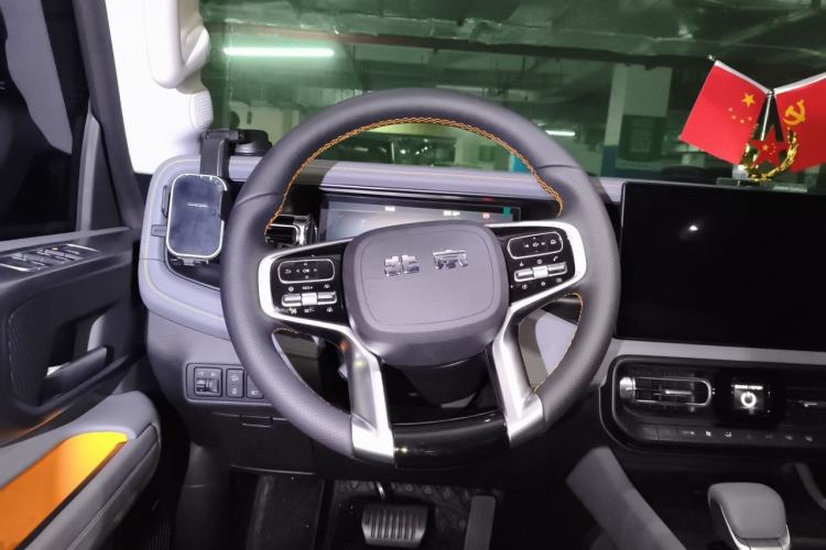 Used BAIC Off-Road BJ40 Electric Drive 2025 Advanced Edition Steering Wheel