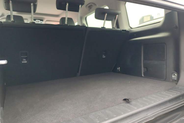 Used BAIC Off-Road BJ40 Electric Drive 2025 Advanced Edition Trunk