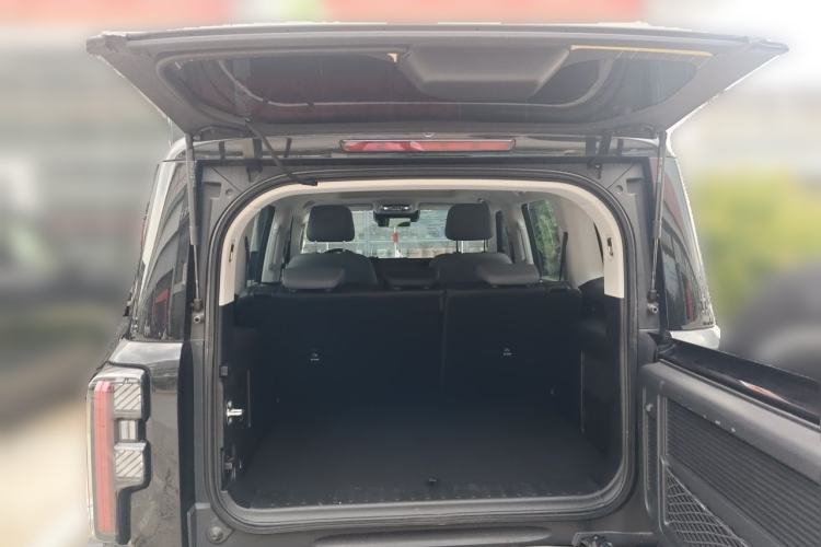 Used BAIC Off-Road BJ40 Electric Drive 2025 Advanced Edition Trunk