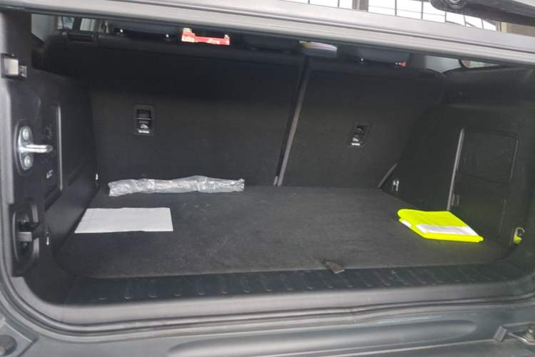 Used BAIC Off-Road BJ40 Electric Drive 2025 Advanced Edition Trunk