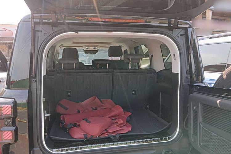 Used BAIC Off-Road BJ40 Electric Drive 2025 Standard Edition Trunk