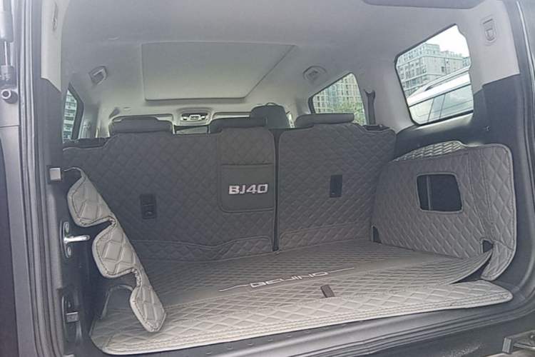 Used BAIC Off-Road BJ40 Electric Drive 2025 Standard Edition Trunk