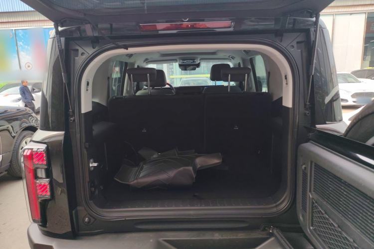 Used BAIC Off-Road BJ40 Electric Drive 2025 Standard Edition Trunk