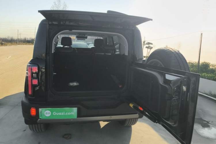 Used BAIC Off-Road BJ40 Electric Drive 2025 Advanced Edition Trunk