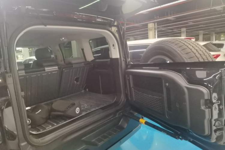 Used BAIC Off-Road BJ40 Electric Drive 2025 Advanced Edition Trunk