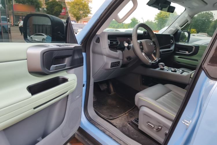 Used BAIC Off-Road BJ40 Electric Drive 2025 Standard Edition Driver Seat