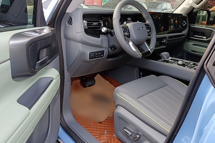 Used BAIC Off-Road BJ40 Electric Drive 2025 Advanced Edition Driver Seat