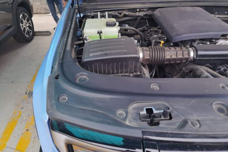 Used BAIC Off-Road BJ40 Electric Drive 2025 Advanced Edition Engine Bay Right