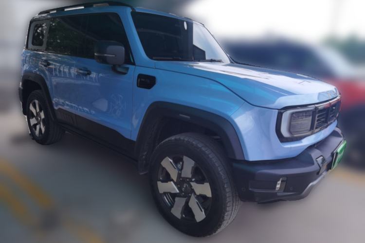Used BAIC Off-Road BJ40 Electric Drive 2025 Advanced Edition Front Right 45 Deg