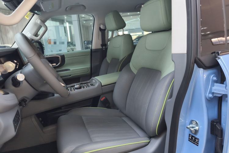 Used BAIC Off-Road BJ40 Electric Drive 2025 Advanced Edition Left Front Seat
