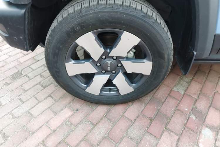 Used BAIC Off-Road BJ40 Electric Drive 2025 Standard Edition Left Front Wheel Hub