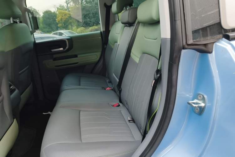 Used BAIC Off-Road BJ40 Electric Drive 2025 Standard Edition Left Rear Seat