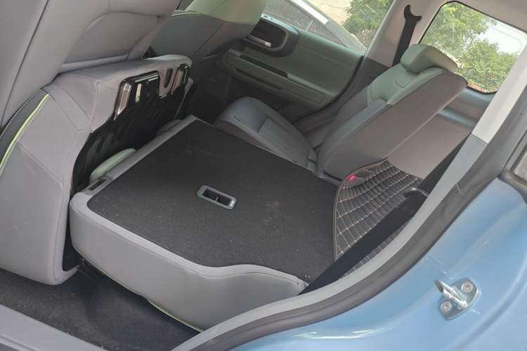 Used BAIC Off-Road BJ40 Electric Drive 2025 Advanced Edition Left Rear Seat
