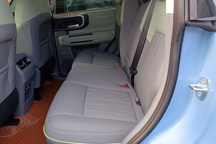 Used BAIC Off-Road BJ40 Electric Drive 2025 Advanced Edition Left Rear Seat