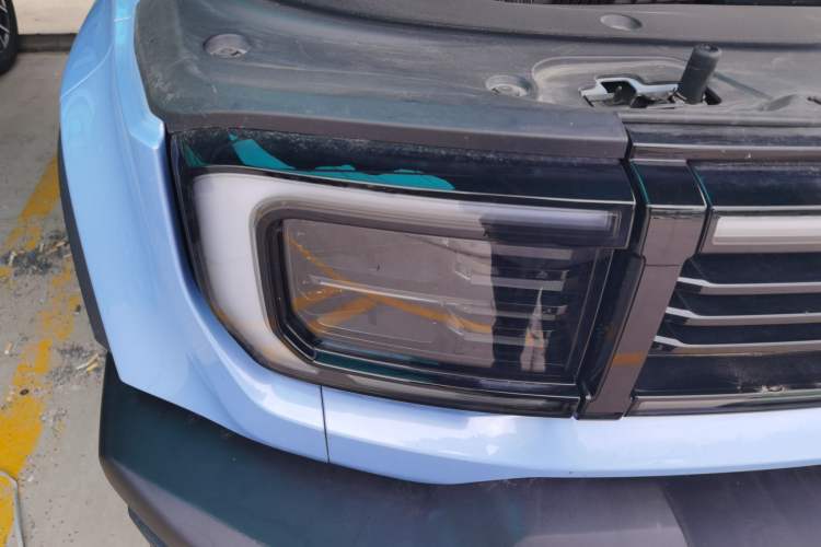 Used BAIC Off-Road BJ40 Electric Drive 2025 Advanced Edition Right Front Headlight