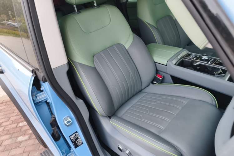 Used BAIC Off-Road BJ40 Electric Drive 2025 Standard Edition Right Front Seat