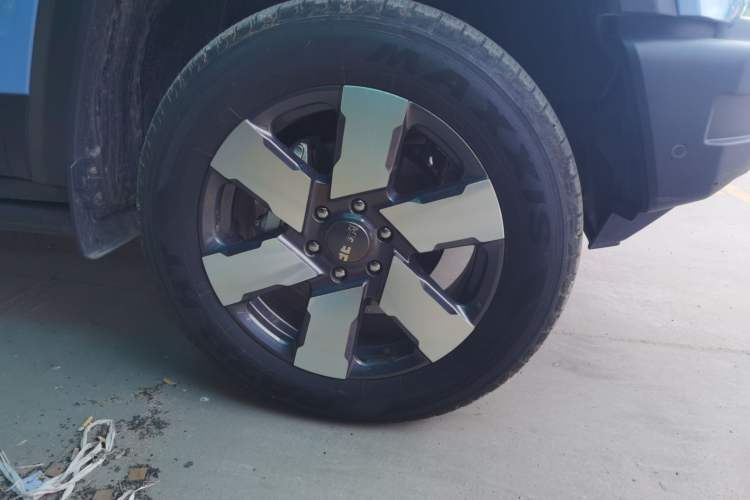 Used BAIC Off-Road BJ40 Electric Drive 2025 Advanced Edition Right Front Wheel Hub