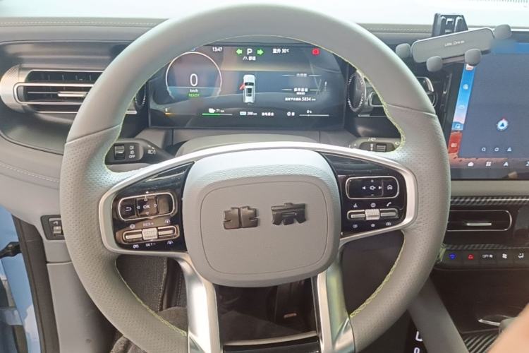 Used BAIC Off-Road BJ40 Electric Drive 2025 Advanced Edition Steering Wheel