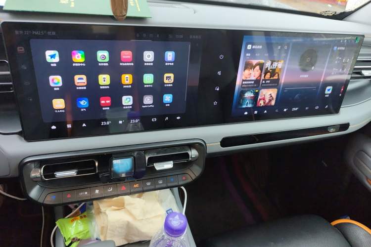 Used BAIC Off-Road BJ40 Electric Drive 2025 Advanced Edition Audio And AC Panel