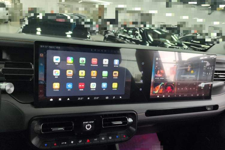Used BAIC Off-Road BJ40 Electric Drive 2025 Advanced Edition Audio And AC Panel