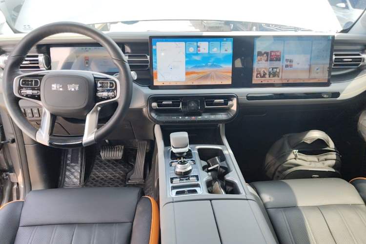 Used BAIC Off-Road BJ40 Electric Drive 2025 Advanced Edition Center Console