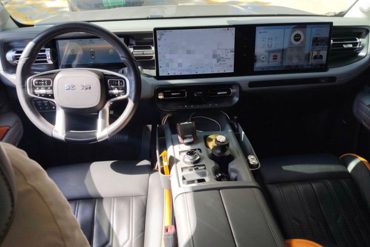 Used BAIC Off-Road BJ40 Electric Drive 2025 Advanced Edition Center Console