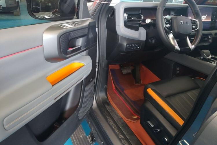 Used BAIC Off-Road BJ40 Electric Drive 2025 Advanced Edition Driver Seat