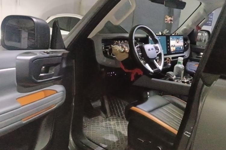 Used BAIC Off-Road BJ40 Electric Drive 2025 Standard Edition Driver Seat