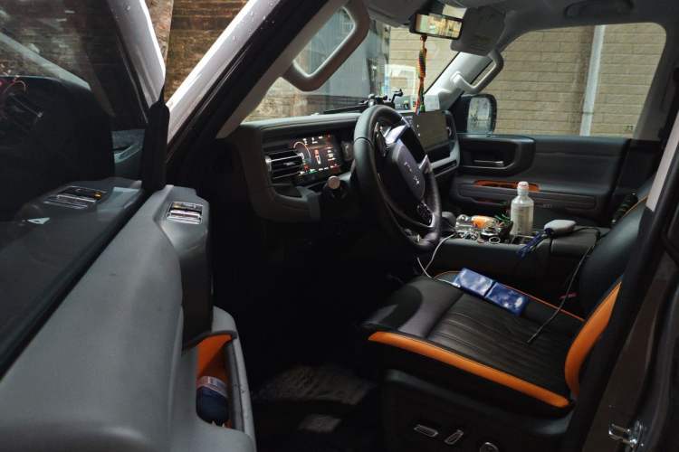 Used BAIC Off-Road BJ40 Electric Drive 2025 Advanced Edition Driver Seat