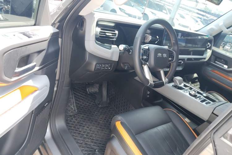 Used BAIC Off-Road BJ40 Electric Drive 2025 Advanced Edition Driver Seat