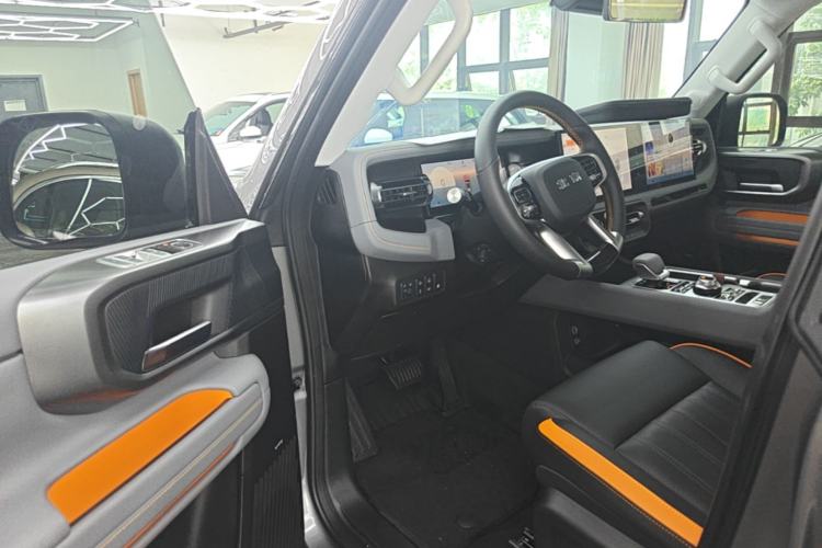 Used BAIC Off-Road BJ40 Electric Drive 2025 Advanced Edition Driver Seat