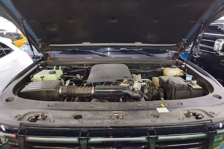 Used BAIC Off-Road BJ40 Electric Drive 2025 Standard Edition Engine Bay