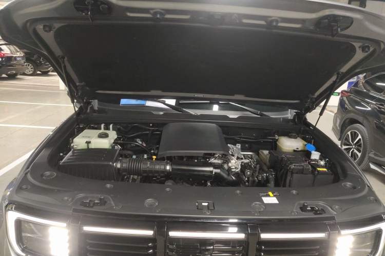 Used BAIC Off-Road BJ40 Electric Drive 2025 Advanced Edition Engine Bay