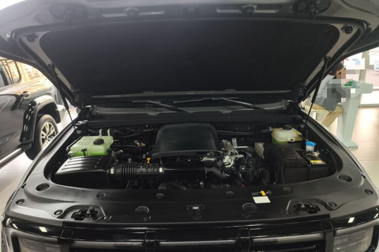 Used BAIC Off-Road BJ40 Electric Drive 2025 Advanced Edition Engine Bay