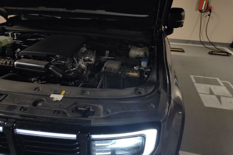 Used BAIC Off-Road BJ40 Electric Drive 2025 Advanced Edition Engine Bay Left