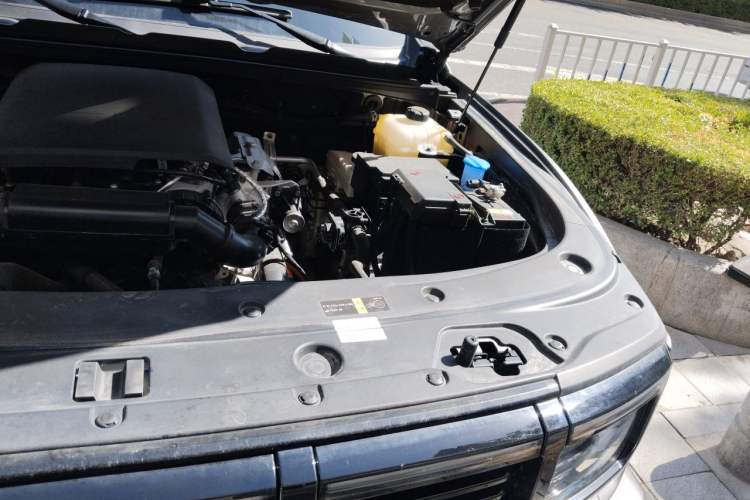 Used BAIC Off-Road BJ40 Electric Drive 2025 Advanced Edition Engine Bay Left