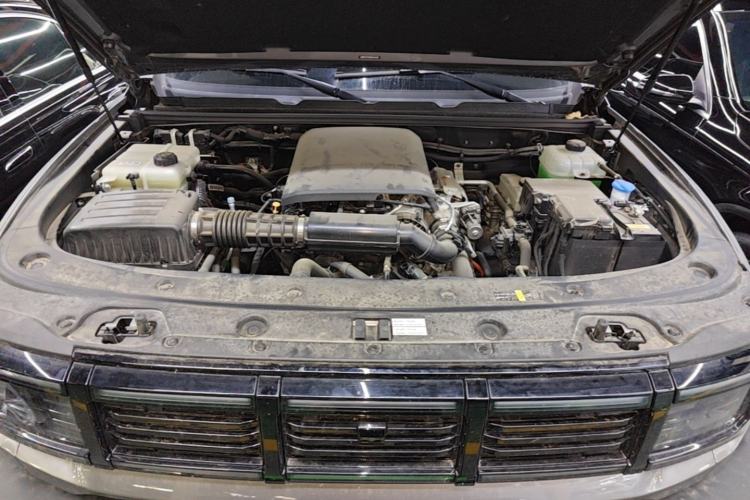 Used BAIC Off-Road BJ40 Electric Drive 2025 Standard Edition Engine Bay